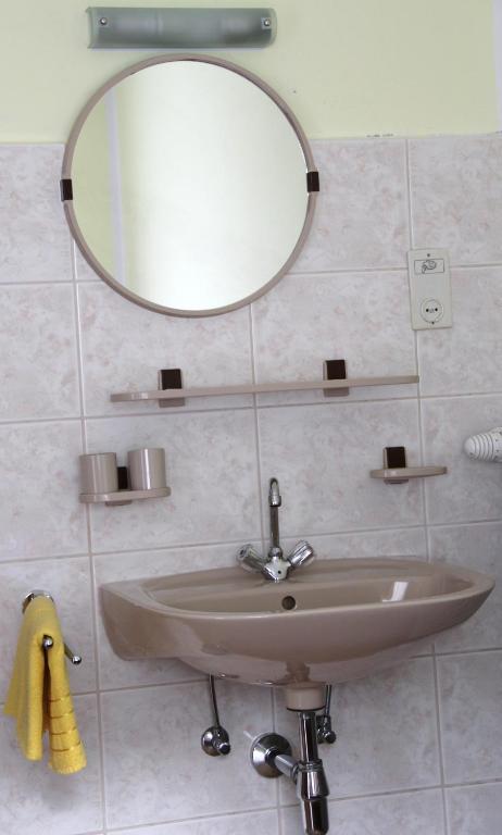 Gasthof-Pension Reidnwirt Baldramsdorf Стая снимка