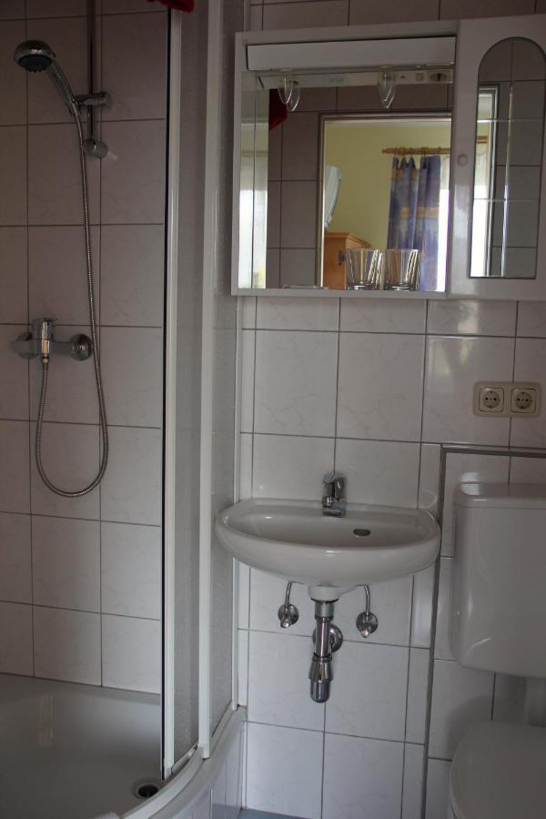 Gasthof-Pension Reidnwirt Baldramsdorf Стая снимка